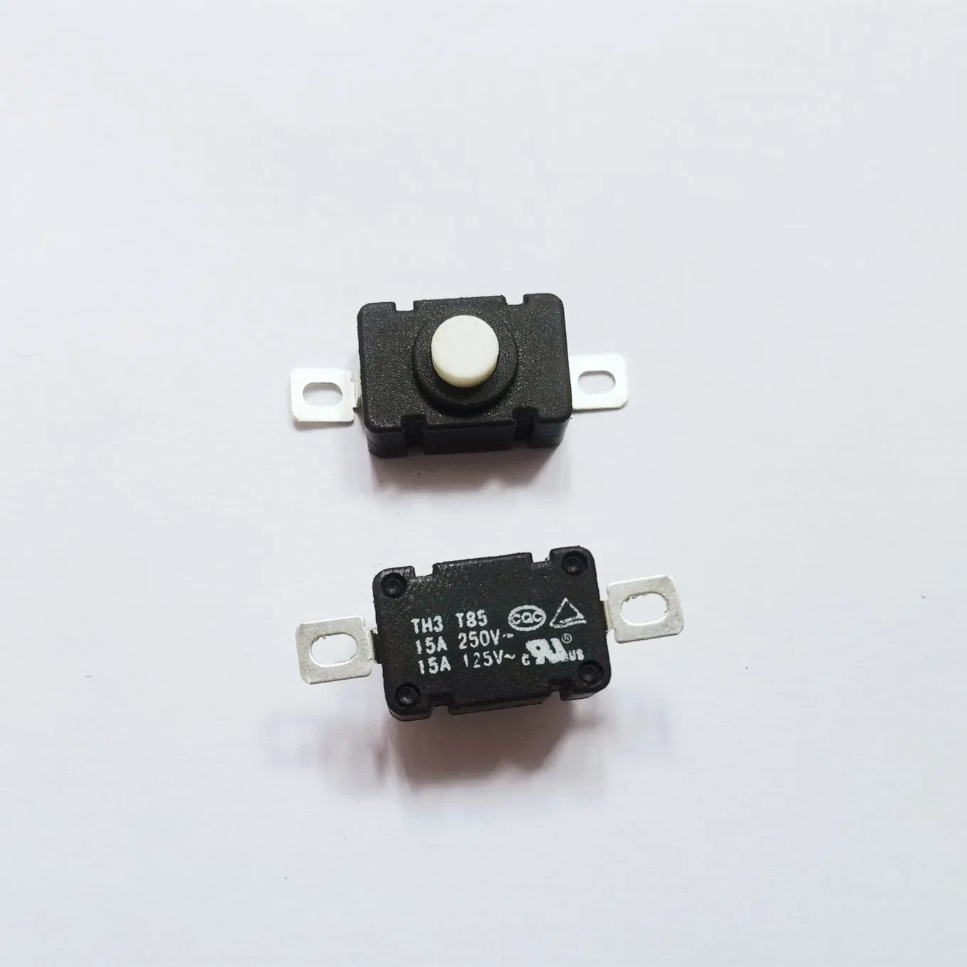 

Original new 100% self locking switch flashlight switch on-off high power 15A TH3