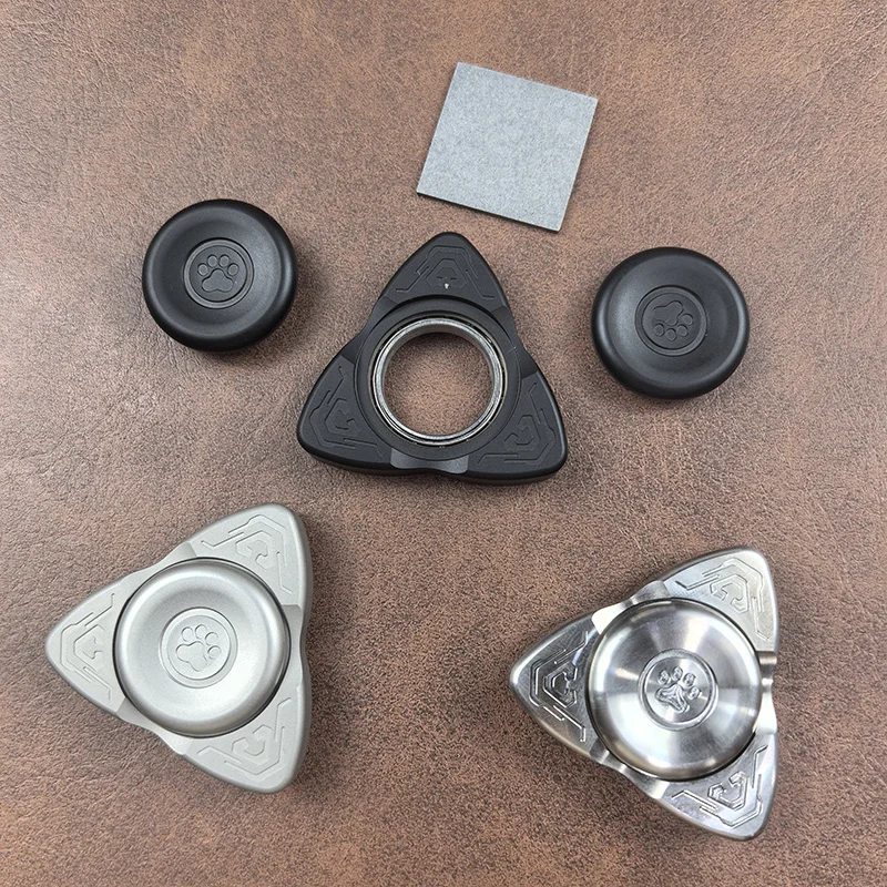 الإبداعية الكلب باو طباعة تململ سبينر الفولاذ المقاوم للصدأ EDC ثلاث صفحة الإصبع الدوران الإجهاد الإغاثة الاسترخاء لعبة ADHD تململ لعبة #4