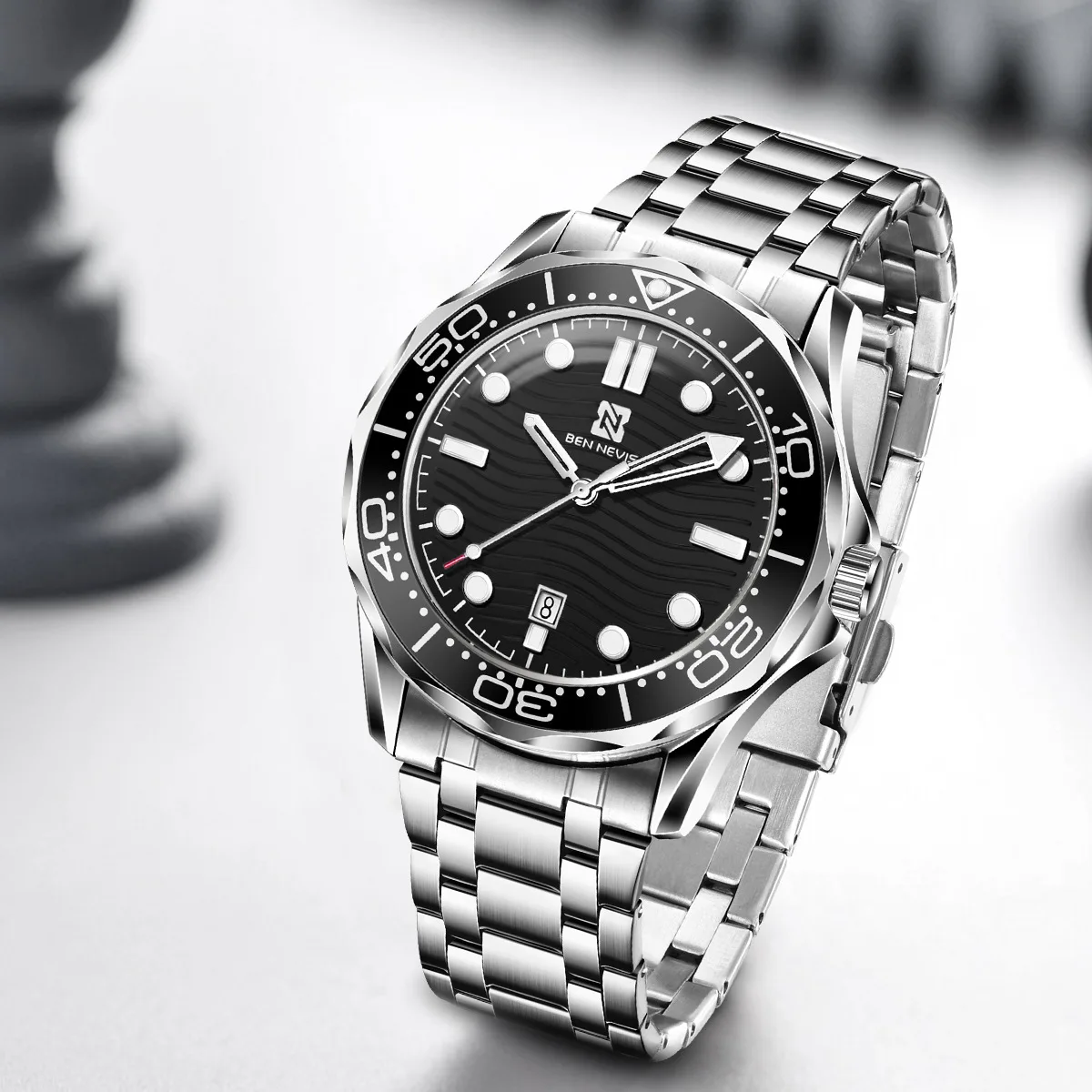 

44mm Case Men Diving Watch Luxury Watch Men Wristwatch install Quartz Movement stainless steel Strap Diving Men Wristwatch
