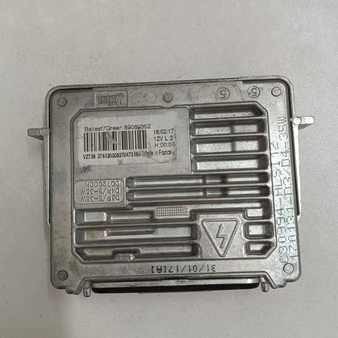 Подходит для Peugeot 3008 Land Rover Range Rover Discovery 4 Jaguar XJL View 3 Wing Tiger Фара Компьютерная плата Стабилизатор Подходит для Peugeot 3008 Land Rover Range Rover Discovery 4 Jaguar XJL View 3 Wing Tiger Фара Компьютерная плата Стабилизатор