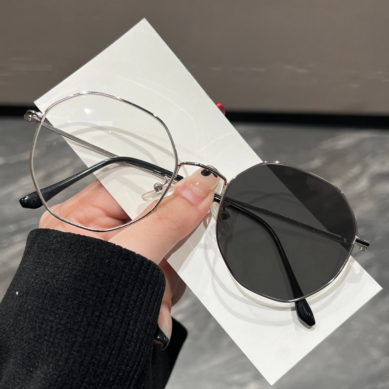 Retro Luxury Photochromic Glasses Fashionable Exquisite High-definition Myopia Eyeglasses Lady and Gentleman 0 To -4.0
