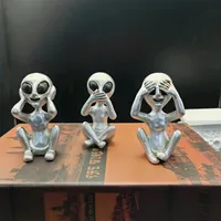 New Outer Space Alien Accessories Statue Martians Garden Figurine Set For Home Indoor Outdoor Decoration Courtyard Ornaments