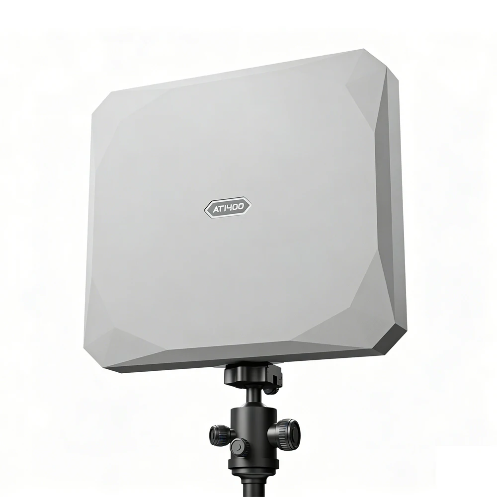 

Направленная плоская панельная антенна Skydroid AT1400 с высоким коэффициентом усиления, двухдиапазонная и двухполяризационная.