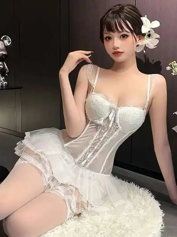 Jedwabna Seksowna Kamizelka z Wkładkami na Biust Gorset Księżniczka Koronkowa Koszulka na Ramiączkach Sukienka Elegancka Gorąca Seksowna Damska Mini Sukienka 2025 Nowa Egzotyczna SM C4D7