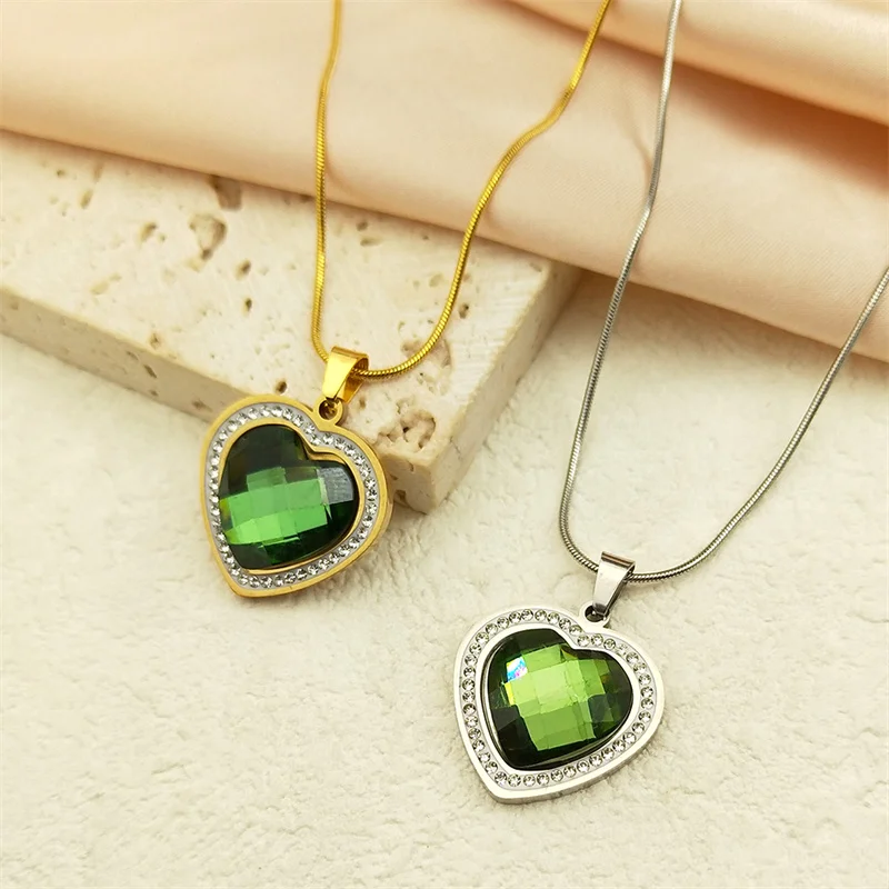 

Elegant Love Heart Green Crystal Pendant Necklace For Women Men Stainless Steel Gold Color Female Charm Party Chain Jewelry Gift