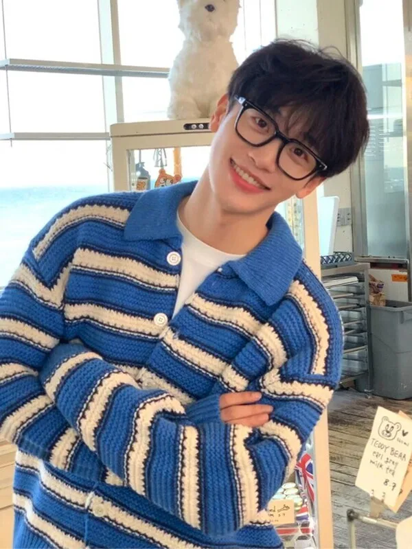 블루 스트라이프 칼라 컬러 블록 루즈핏 니트웨어 재킷 유니섹스 아메리칸 스타일 레이지 카디건 다용도 긴팔 폴로넥