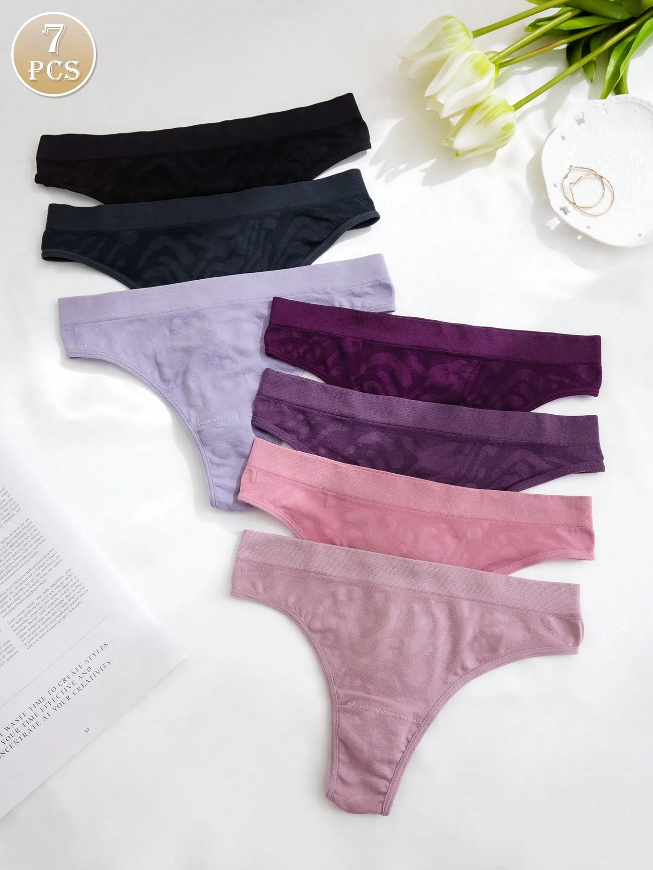 7 Packs Women Low Waist Floral Jacquard Thong Panties Soft Stretch Cotton Briefs Breathable Cotton Crotch No Show Seamless Hipst