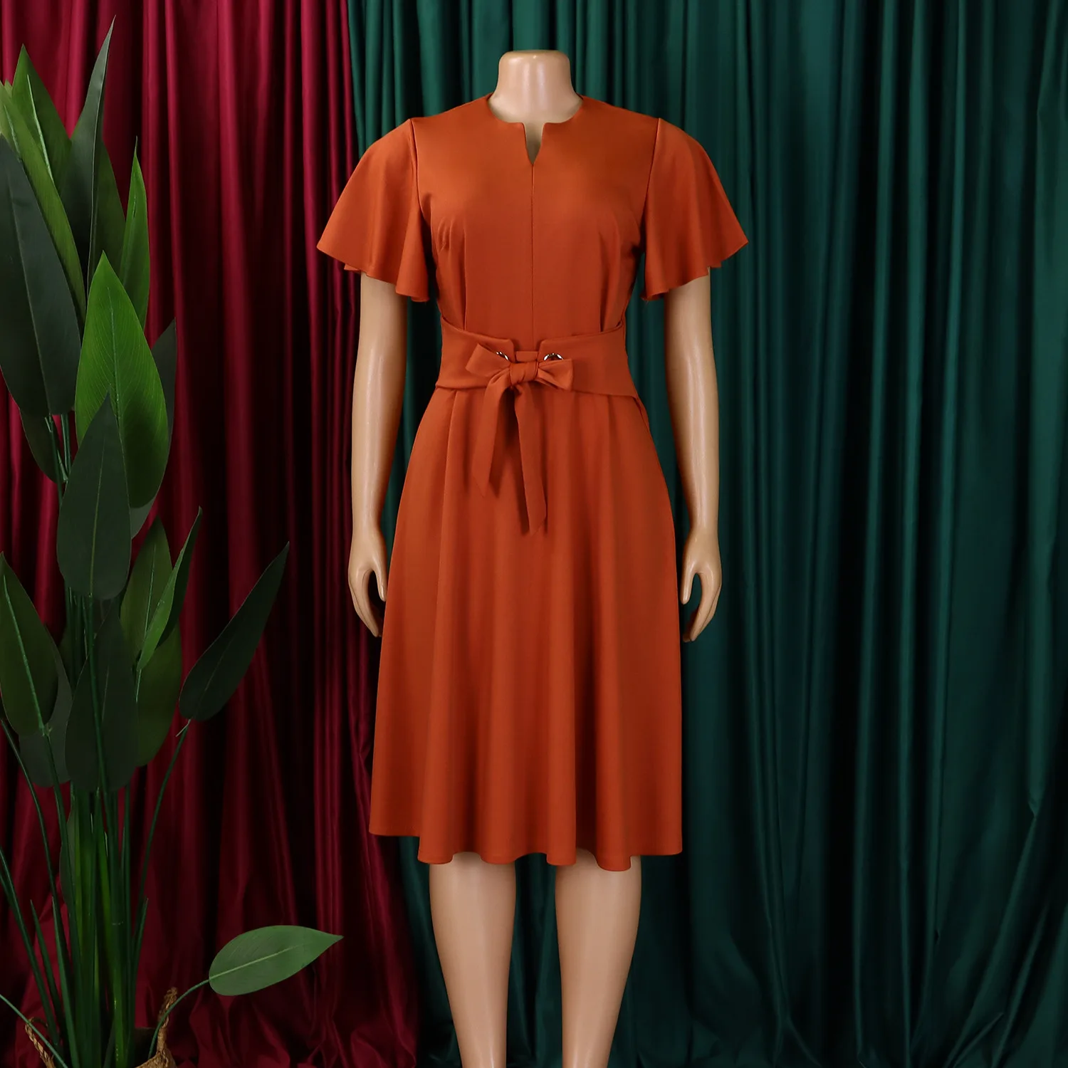 

Women's plus Size Swing Dress Summer 2025 Fashion Temperament Solid Color Lace-Up Short-Sleeved Elegant Casual Maxi Dress