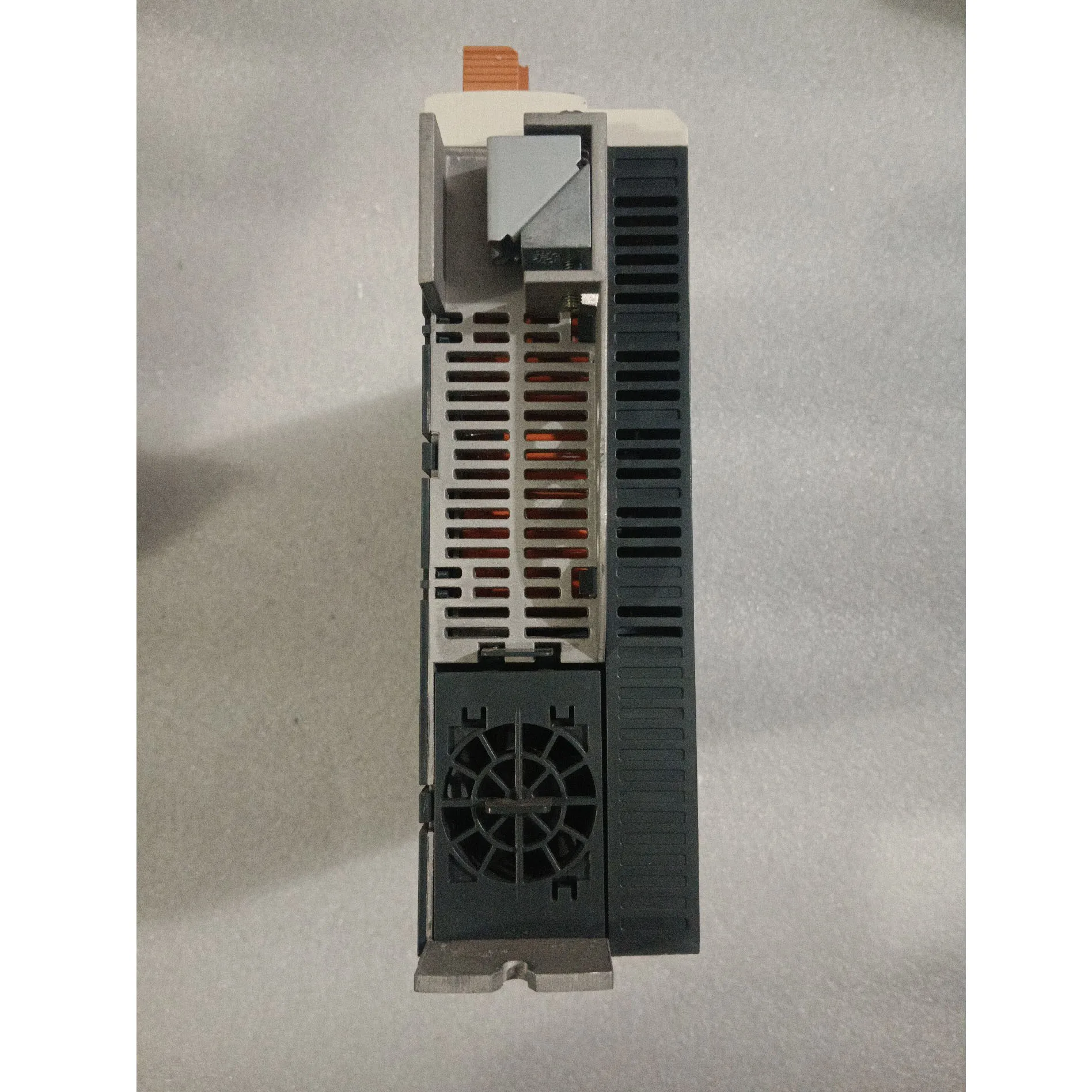 Servo Drive LXM32MD18M2 Com garantia