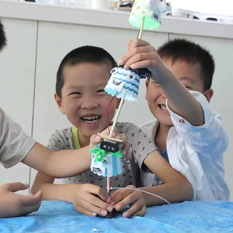 Technology Small Production Small Invention Electric Triangle Robot Homemade Primary School Students DIY Material Package