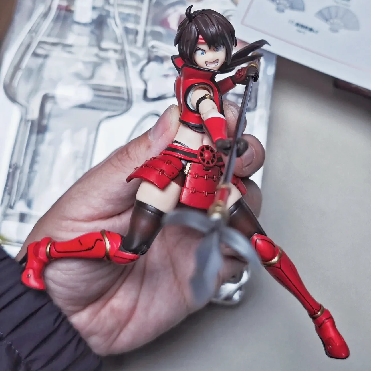 W magazynie 1/12 Japońskie anime Wersja żeńska Warring States G Series Sanada Yukimura Pełny zestaw 6-calowych figurek akcji Model