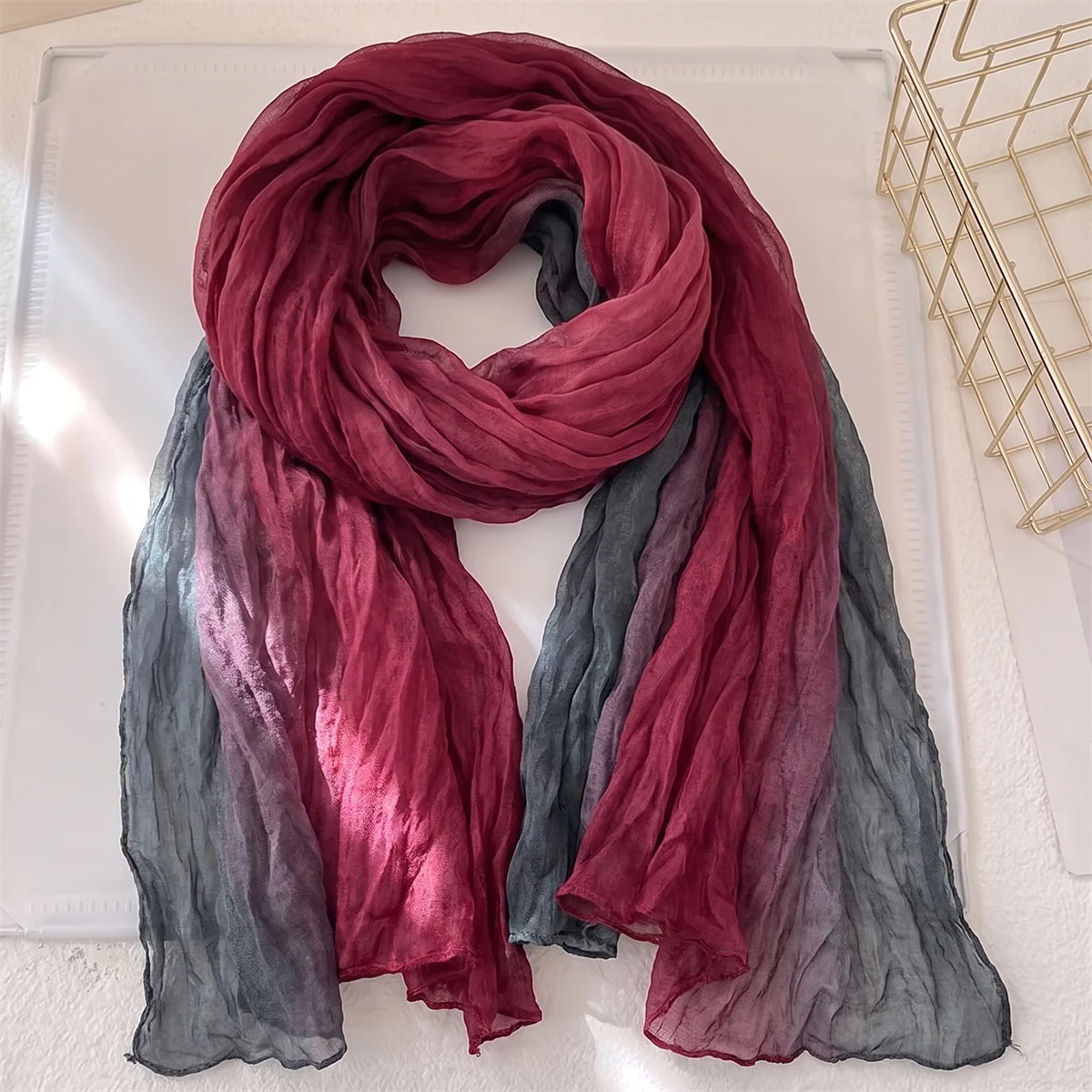 Women Ombre Gradient Crinkle Scarf Soft Wrinkle Texture Long Neck Wrap Lightweight Breathable Fashion Daily Street Style