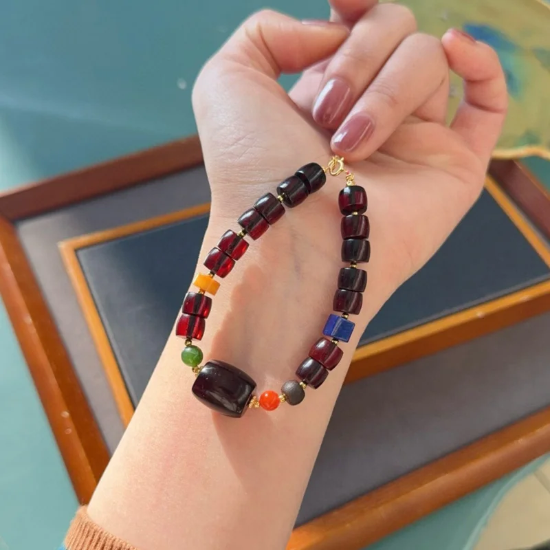 

Natural Old Single Circle Blood Amber Bracelet Ethnic Style Fashion Versatile