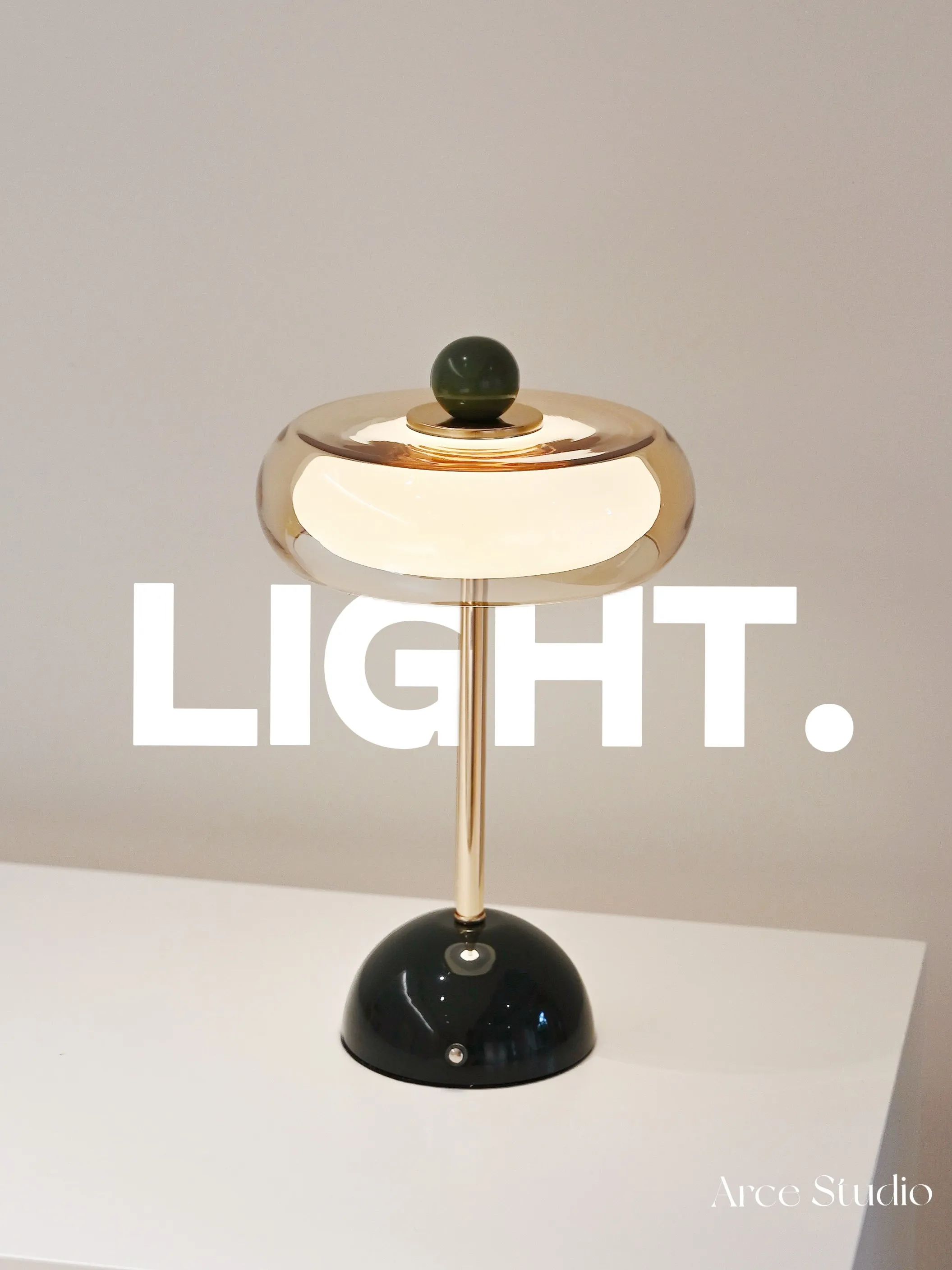 Rechargeable Mushroom Glass Table Lamp, Touch‑Control 3‑Color LED Retro Ambient Bedside Lamp Glass‑Iron Craft Home Decor