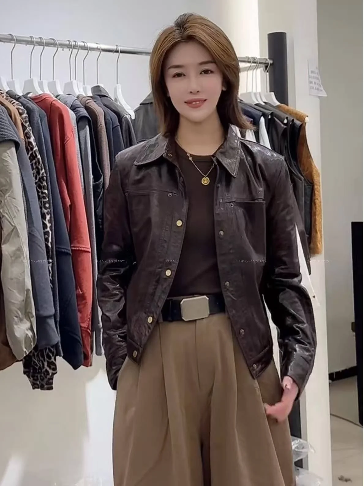 

2025 New Sle Women's eepskin Leather Jaet Casual Loose Slimming Mid-Length Outerwear Long Sve Suit Collar Coat