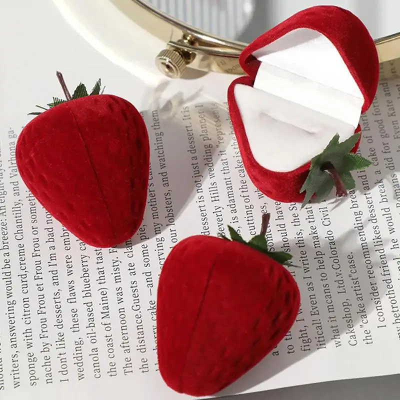 Cute Strawberry Ring Box Strawberry Shaped Velvet Ring Jewelry Storage Box Gift Box,Ring Earrings Jewelry Counter Display Props