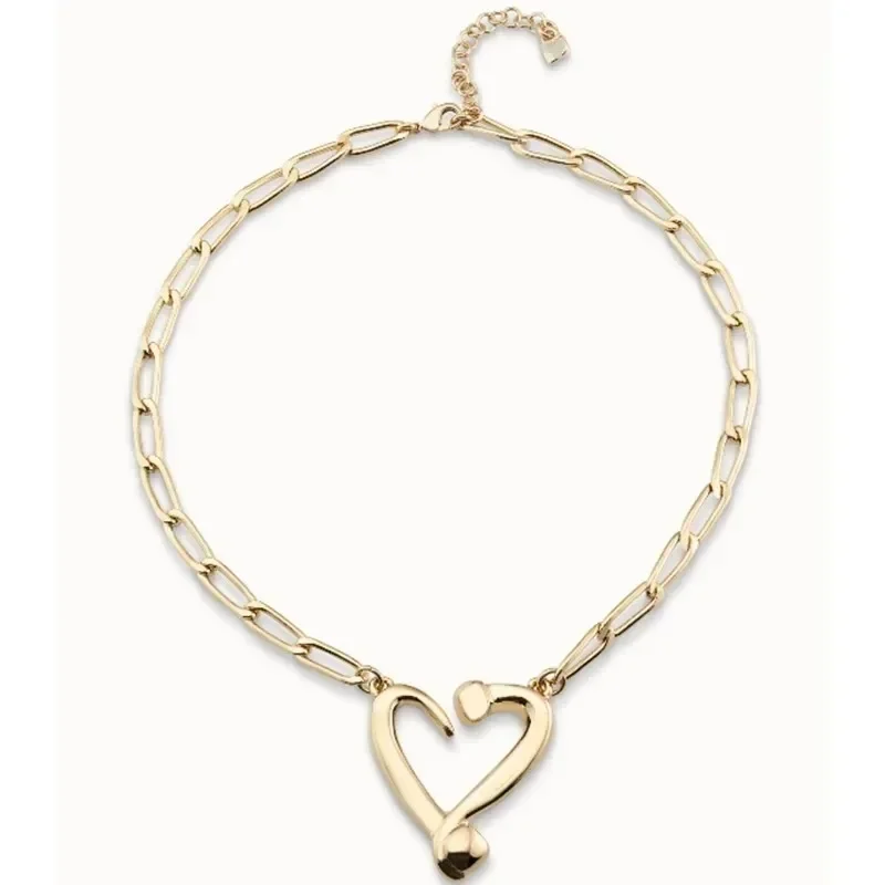 2025 European and American exaggerated romantic gold hollow heart collarbone chain women's jewelry