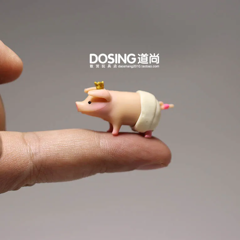Mini Small Pig Cartoon Q-version Cute Small Animal Plastic Figurine Model Potted Landscape Ornament Handheld Figure