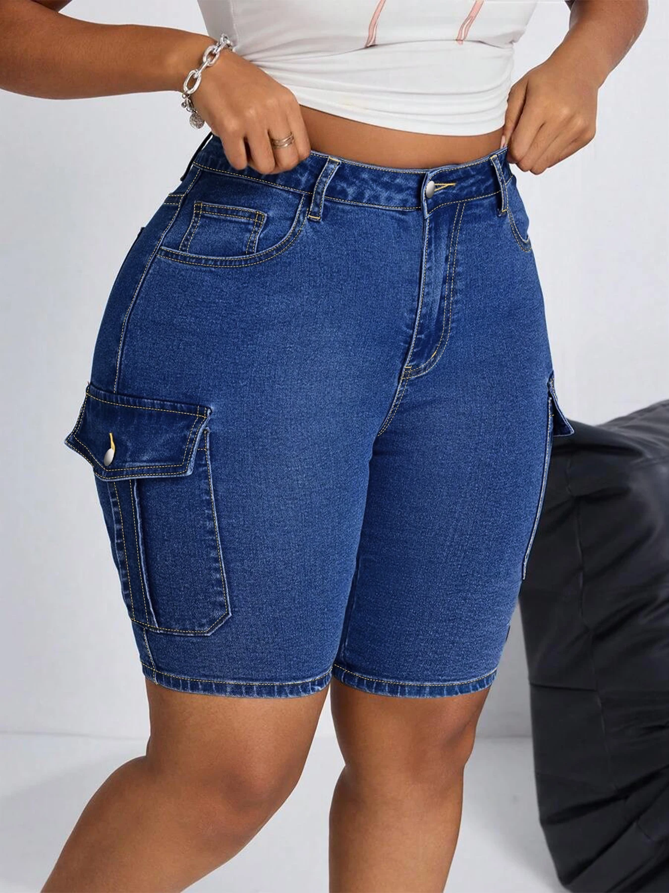 Ladies High Waist Denim Jeans Deep Blue Workwear Multi-Pocket Design Suitable for Campus Work And Street Style