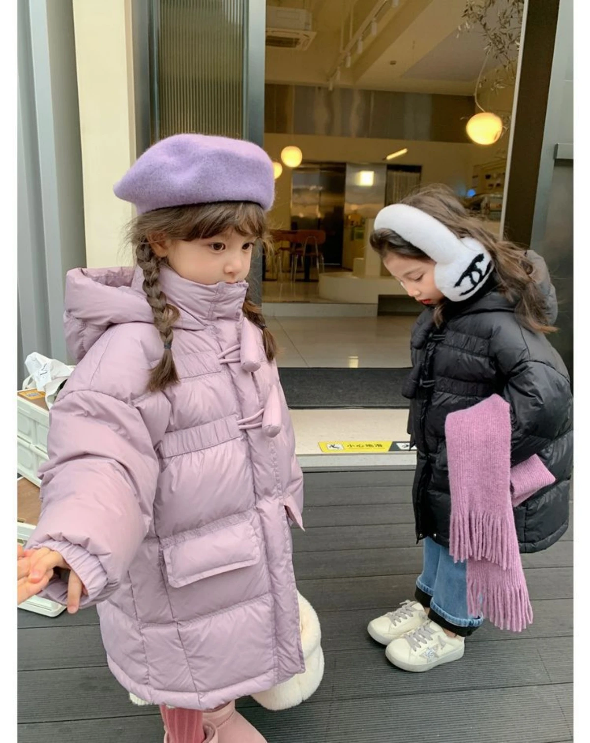 Girls' Down Padded Winter Coat 2024 New Foreign Style Children's Winter Padded Coat Thick Little Girl Medium Long