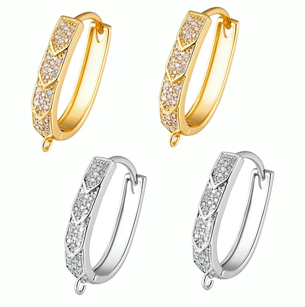 Fornituras para pendientes tipo huggie con flecha escalonada chapada en oro de 18K y circonitas pavé, cierres de gancho en forma de U para la fabricación de joyas
