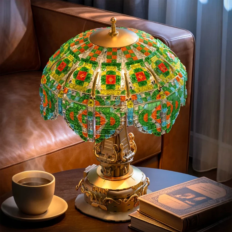 IN STOCK Idea Green Shadow Table Lamp European Retro Series Building Blocks Bricks Assembling Model Adult Christmas Gift Set