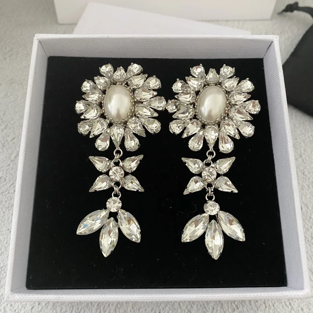 Europe Irregular Flower Crystal Pearls Earrings Big Ear Clip Women Famous Designer Brand Luxury Jewelry Trend
