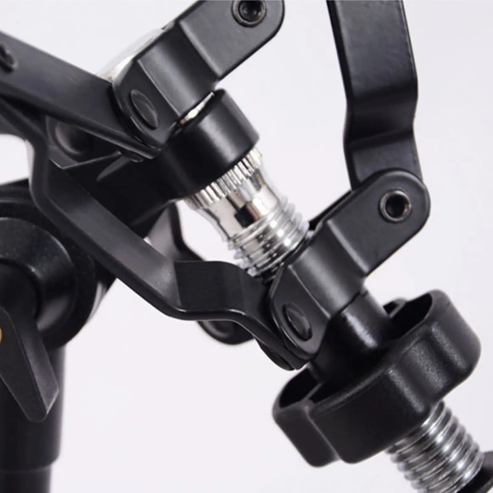 

Adjustable Snare Drum Stand Sturdy 14 Inch Snare Stand Music Gear Non-Slip Rubber Feet Thickened Material for Drummers, Stage
