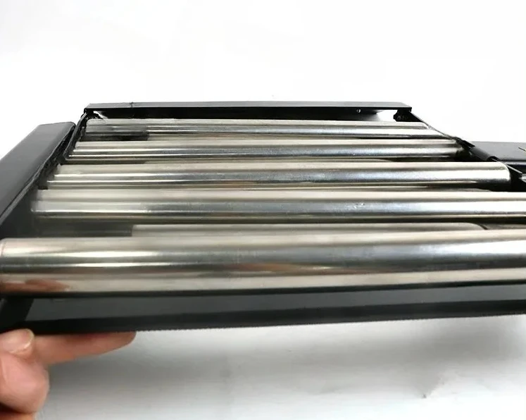 Tire-assisted shovel-cutting labor-saving fast tire roller sliding base