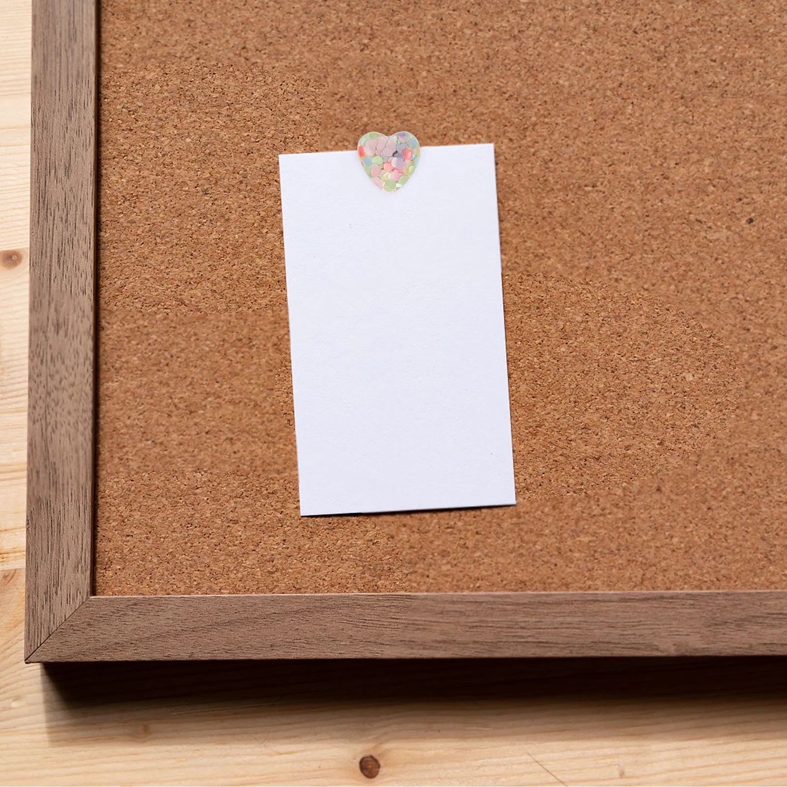 

10 шт. декоративных цветных кнопок-сердечек для пробковой доски, офисного стола, поделок и демонстрации