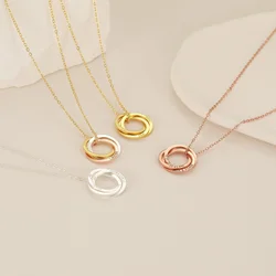 Interlocking Circle Necklace Personalized Engraving Name Date Roman Numeral Custom Engraved Family Jewelry Gift for Her