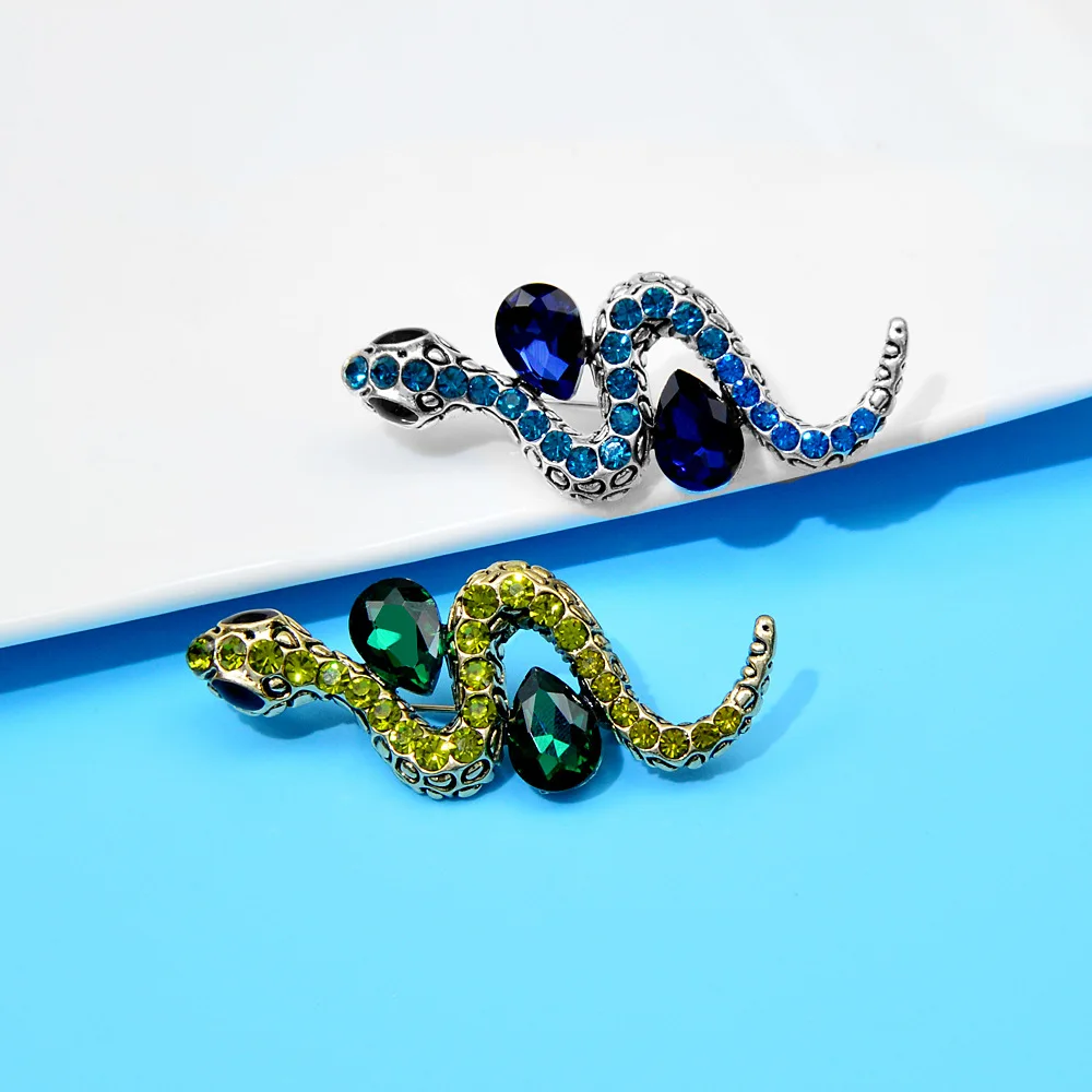 Creaive Animal Snake Rhinestone Brooches Unique and Beautiful Gift for Women Fashion Boutique Party Charm Jewelry Corsages Pins