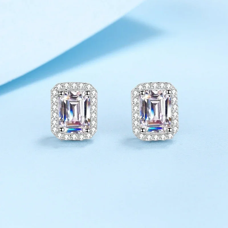 Tezzc 0.5ct 1ct 2ct Moissanite Earrings for Women 925 Silver with Gold Plated Lab Diamond Radiant Emerald Cut Sparkling Earring