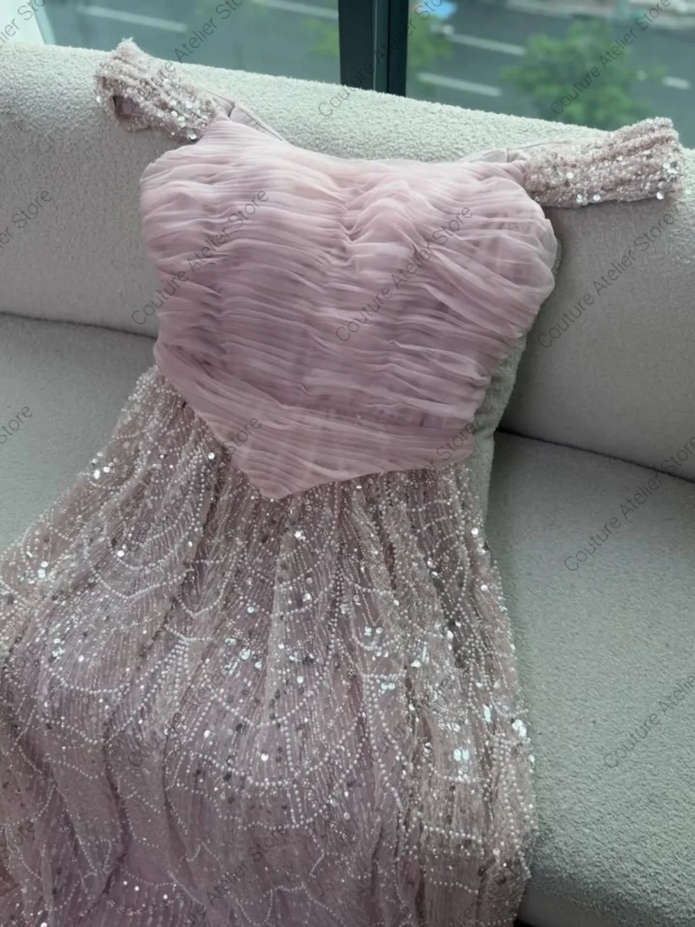 فستان سهرة وردي فاتح لامع مع وشاح المملكة العربية السعودية مطرز ضيق غير متماثل ثوب مسائي مثير بفتحة عالية مخصص #3