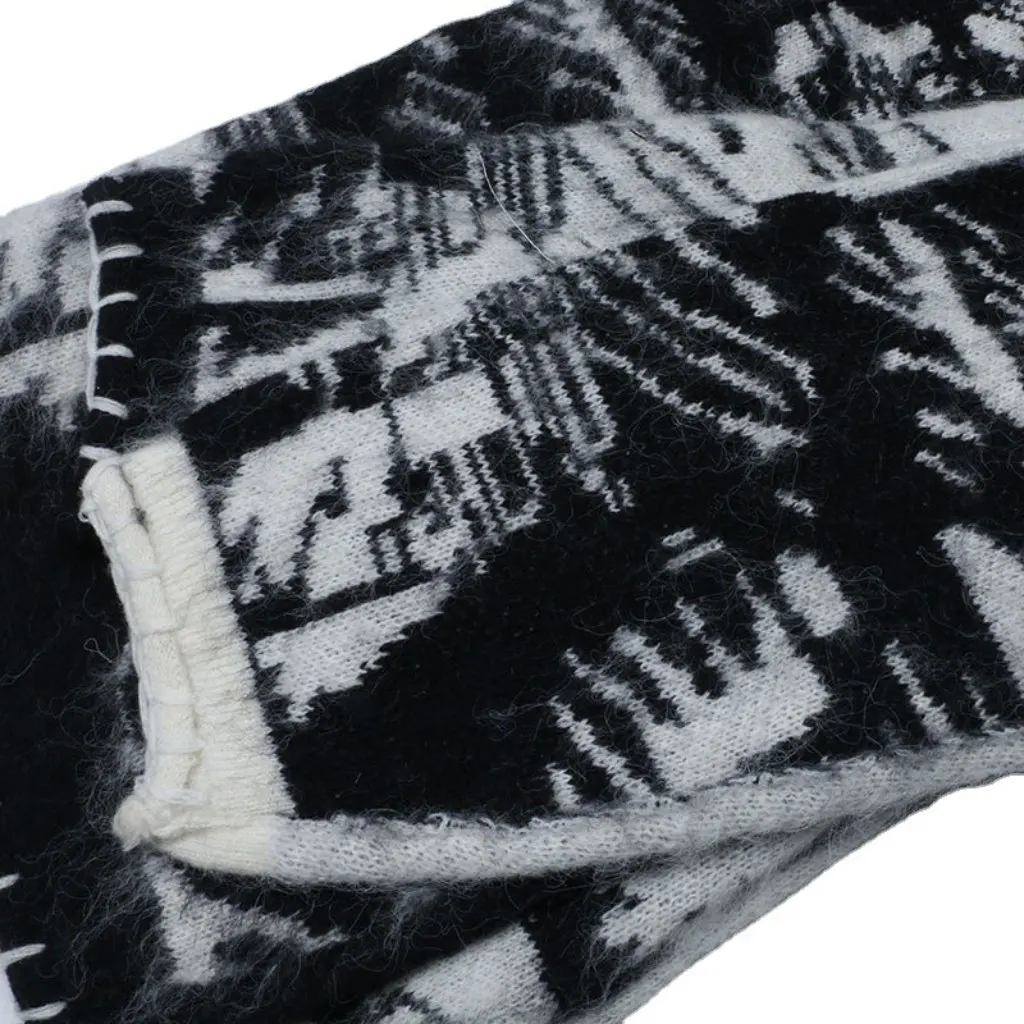 

Fashion Knitted Cardigan Autumn Winter Black White Colorblock Top Line Single Breasted Loose Retro Thick Coat