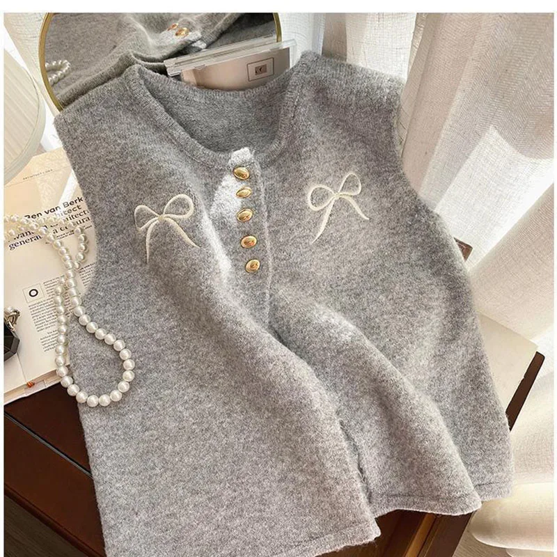 

Ladies New Bow Round Neck Sweater Vest Women Spring And Autumn New Button Sleeveless Vest Soft Loose Joker Women's Casual Coat