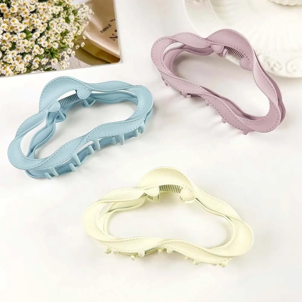 Shark Clip Metal Cloud Hair Claw Beach Headwear Ponytail Hair Barrettes Metal Cloud Hair Clip Barrettes Solid Color