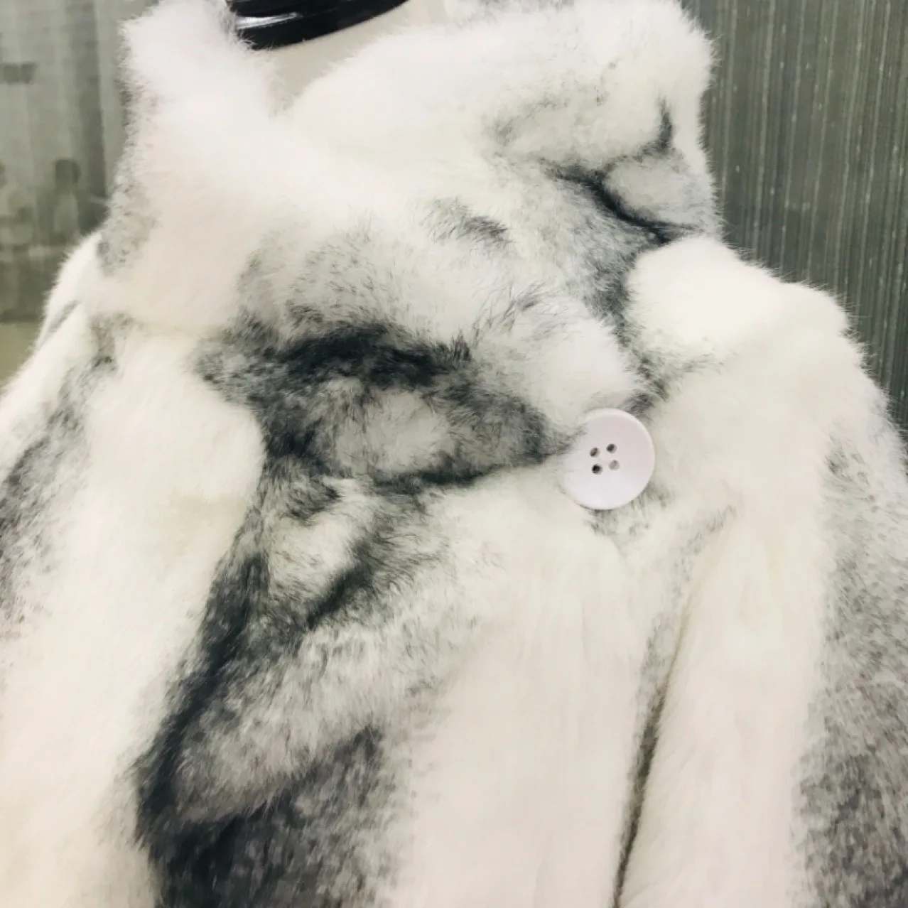 2025 الشتاء النساء معطف فرو الأرنب الصناعي اللون حظر التلبيب طوق الإناث الفراء الطبيعي أبلى طويلة شيك سيدة فرو منك سترة