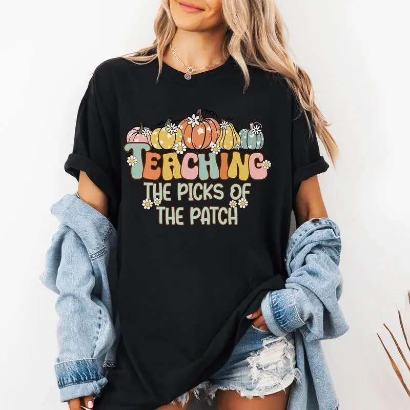 

Teaching The Picks of The Patch Teacher T-Shirt, Autumn Pumpkin Fall Vibes Graphic Tee, Unisex Back To School Appreciation Gift