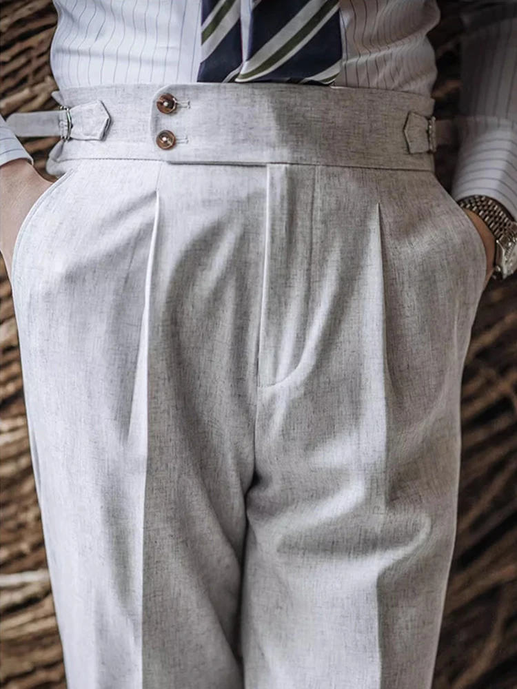 Stylowe męskie spodnie garniturowe w jednolitym kolorze 2025 Wiosna Lato Modne drapowane plisowane spodnie męskie Nowe codzienne spodnie z wysokim pasem