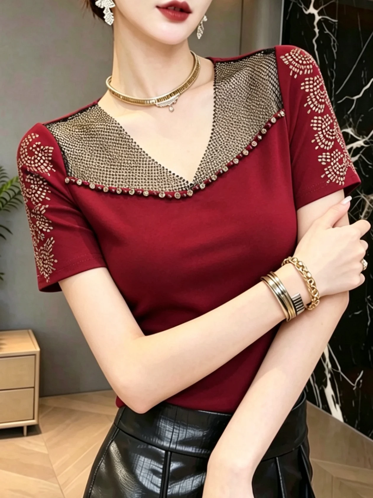 Summer Women's Lace Splice Short Sleeve V-Neck Slimming Design Beaded Trendy Top Sexy Hollow out Stitched Pearl Fashionable S...
