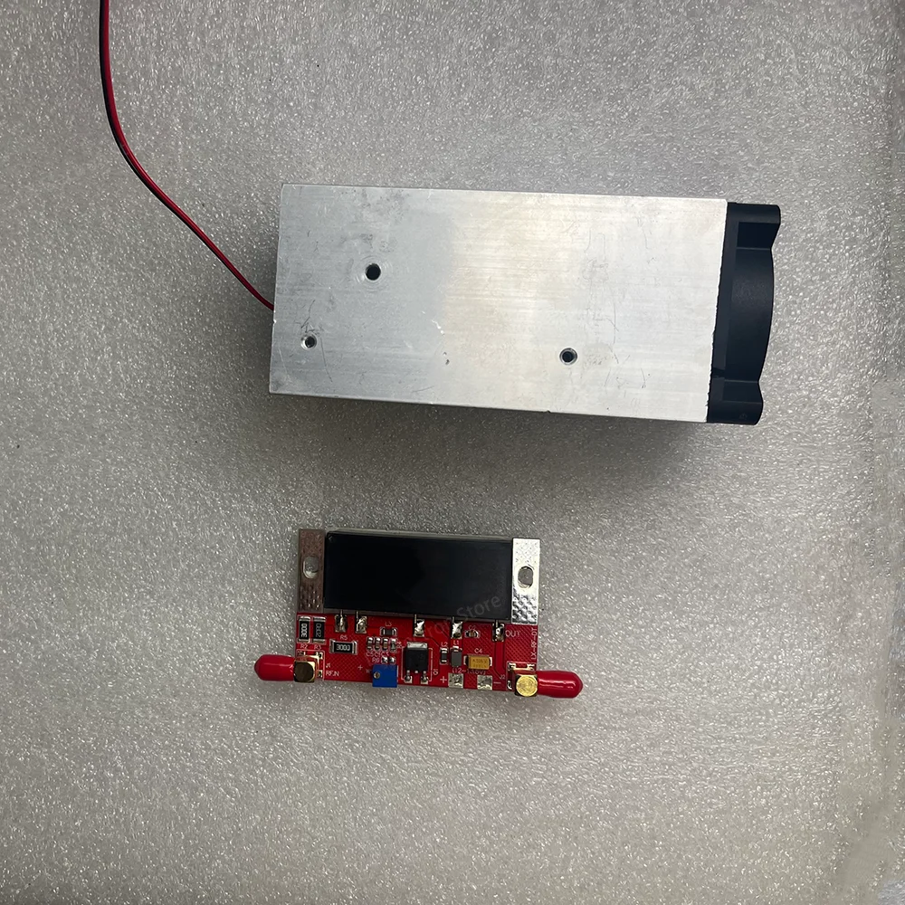 1pcs SMA Adjustable RF Power Amplifier Module. 12.5V DC, 335-512MHz, 12W output, 200mW input, 50‑ohm impedance. Simple DIY