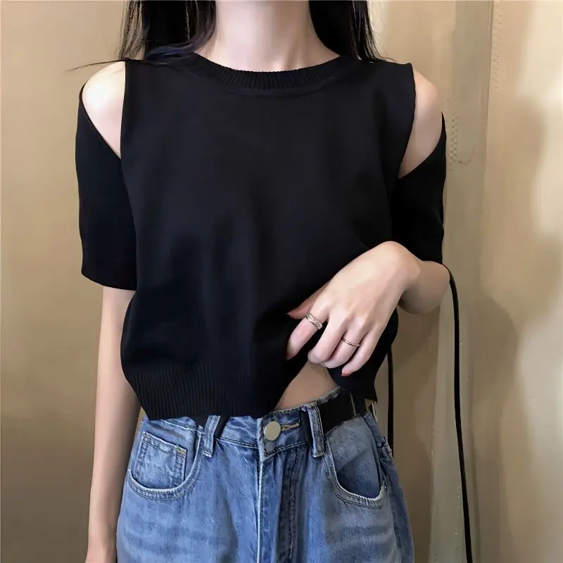 

Black Hollow Out Short T Shirts Short Sleeve Solid Off Shoulder Simplicity Basic Tops Fashion Casual Women Clothing Summer New