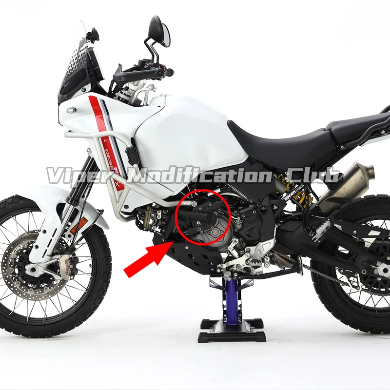 

For DUCATI DesertX Desert Xretrofitted pump protection cover Decorative cover 2022 2023