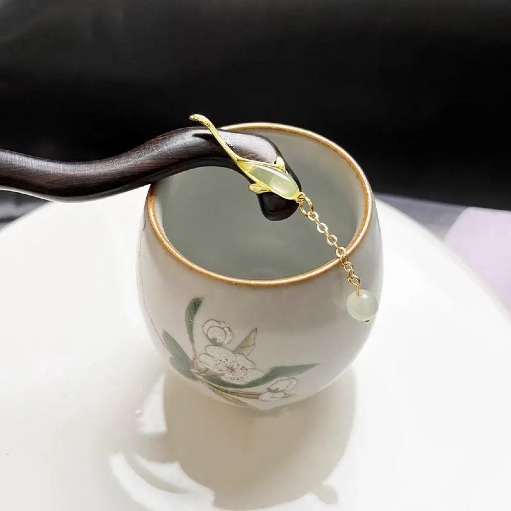 1pc Fashion Elegant Wooden Hair Stick Gold Jade Pendant Oriental Hanfu Inspired Design Intricate Chain Detail Ideal Traditional