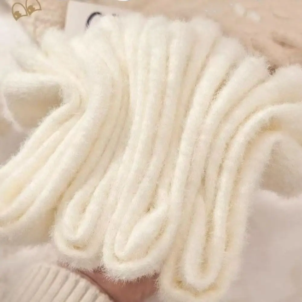 5쌍 패션 자수 밍크 퍼 양말 만화 귀여운 수면 양말 여성용 부드럽고 재미있는 두꺼운 따뜻한 양말 가을 겨울용