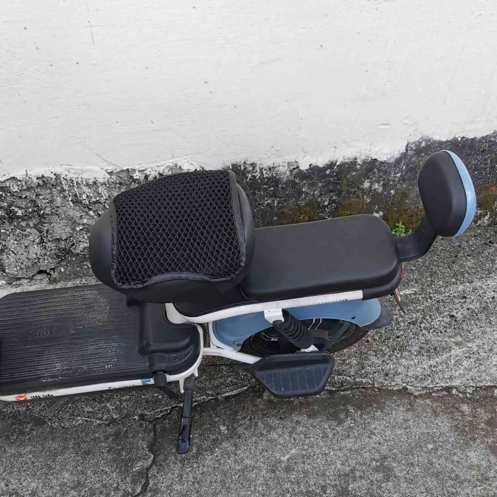 Funda de cojín para asiento de motocicleta, malla 3D Universal a prueba de golpes, transpirable, para bicicleta de calle eléctrica, Scooter F800GS MT-09