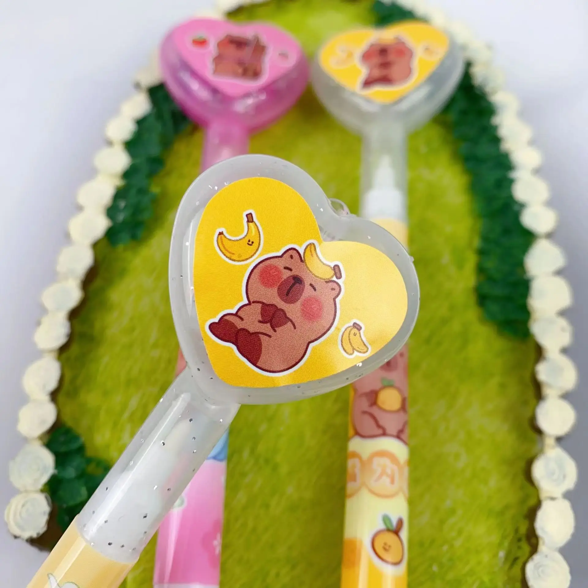 2Pcs Capybara Series Invisible Neutral Pen Cartoon Secret With UV Light Student Kids Writing Elementary School Stationery gift