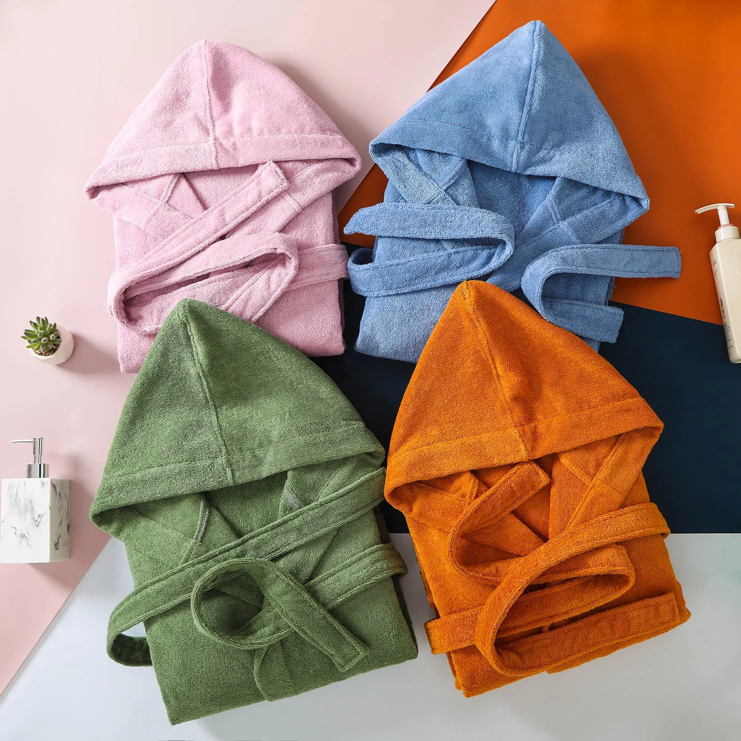Pure Cotton Towel Bathrobe Solid Color Bathrobe Warm Hotel Robe Size 120cm Suitable for All Seasons Couple's Absorbent Bathrobe
