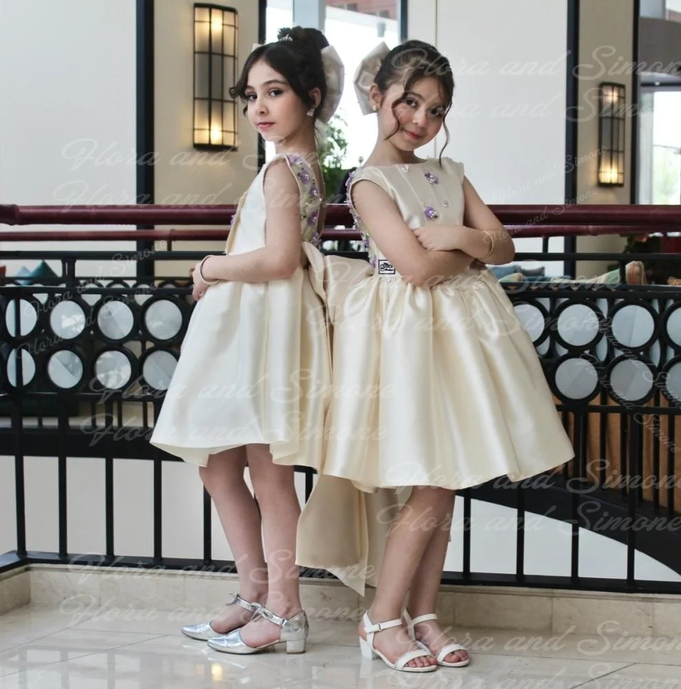 Customized Ivory 3D floral Sleeveless Backless Bow Flower Girl Dresses For Wedding Ceremonies Dance Performance Beauty pageant